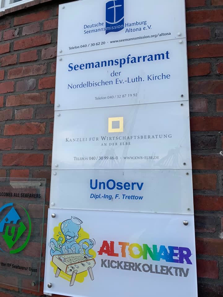 Unser Zuhause ist jetzt auch von außen nicht mehr zu verkennen. 😍 Wir haben heute gemeinsam mit der Deutsche
