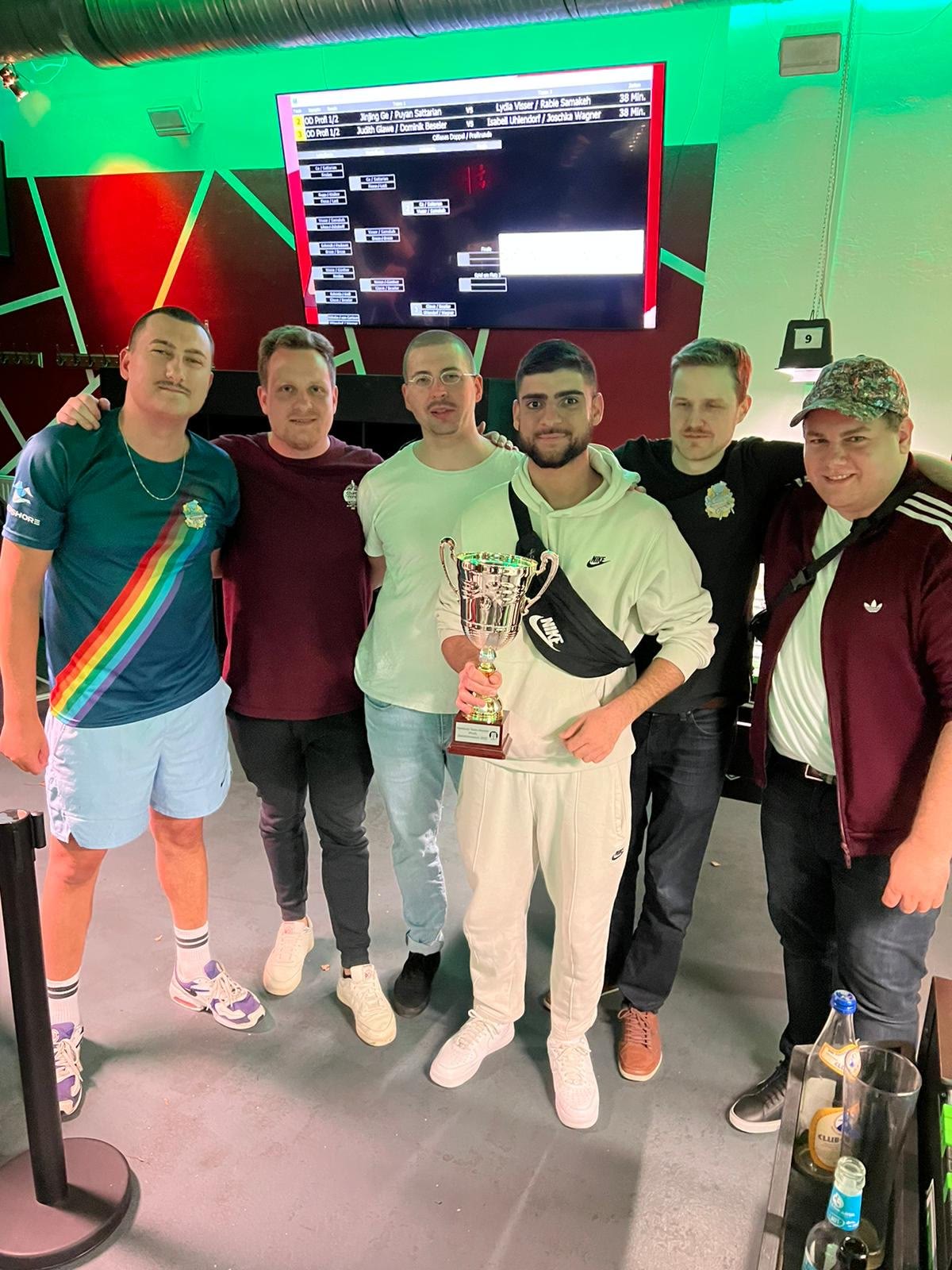 HAMBURGER MEISTER... ! 🏆